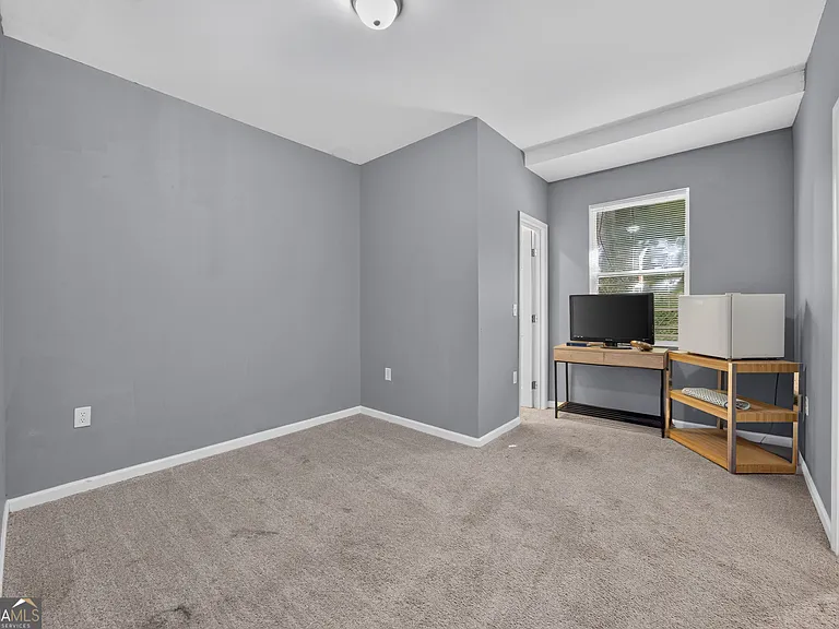 2008 Joseph E Boone Blvd NW — Photo 11