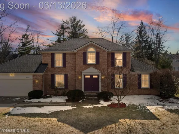 2824 Hunter Heights Dr, West Bloomfield, MI 48324