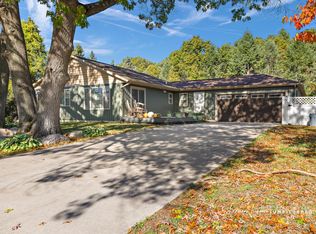 15777 Rannes St, Spring Lake, MI 49456