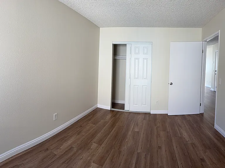704 E Garfield Ave #24 — Photo 7