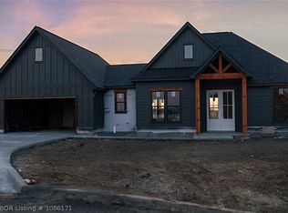 2061 Prairie Fire Dr, Sallisaw, OK 74955
