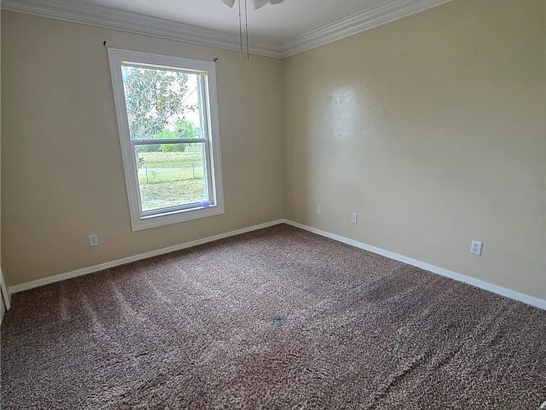 820 Rue Labeau Cir — Photo 8