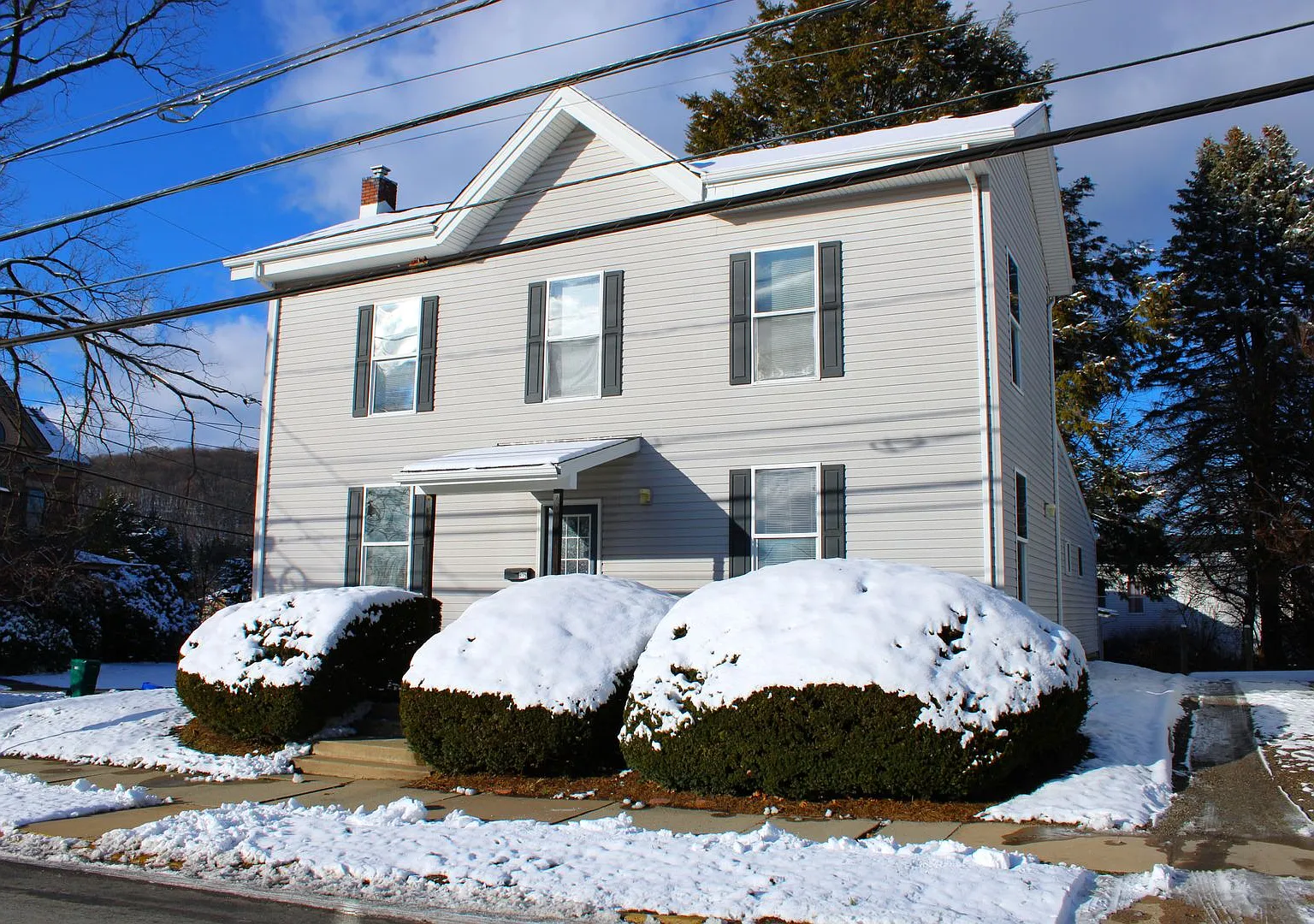 975 Church — Photo 1