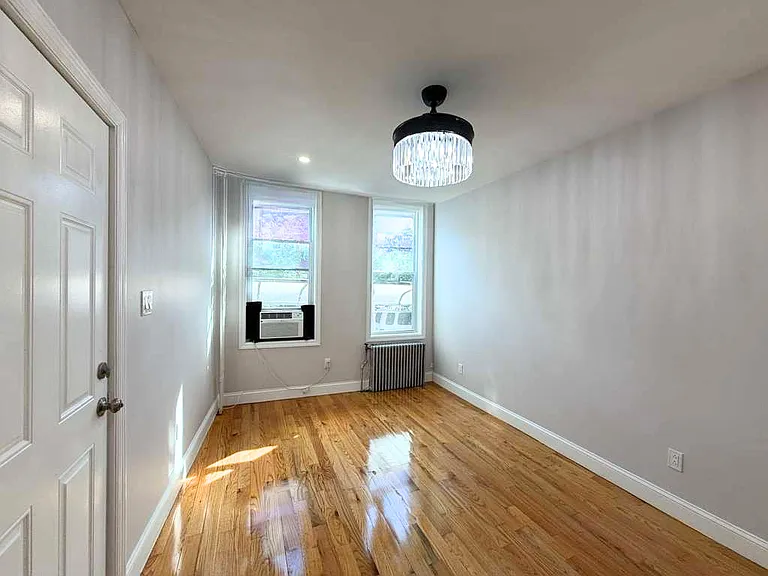 215 Saint Nicholas Ave #1L — Photo 8