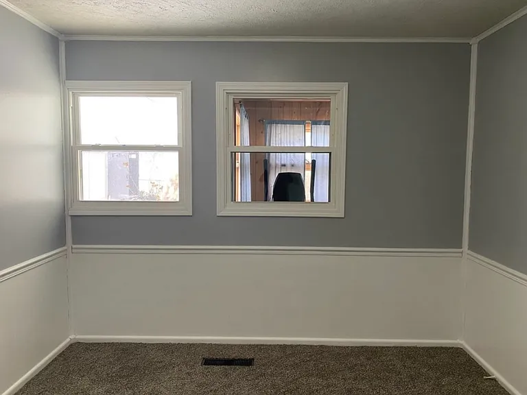 3411 Whitcomb Ave — Photo 12