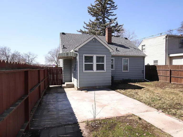 3600 Quail Ave N — Photo 21