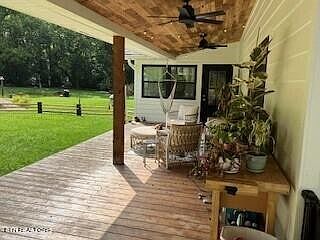 5th image of 7517 Derris Dr