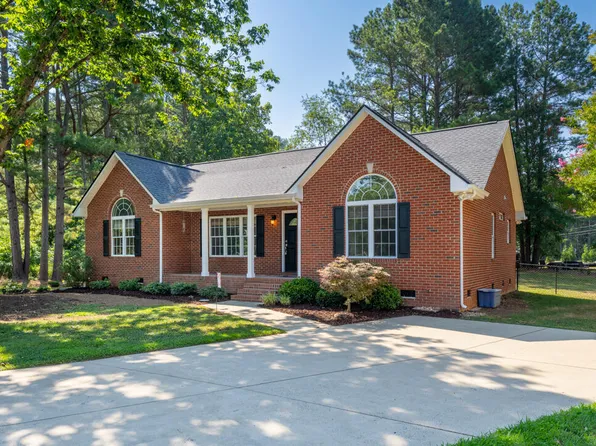 4806 Guinevere Ct, Durham, NC 27712