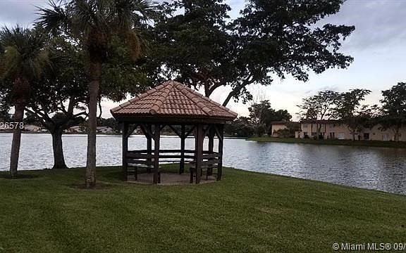 2nd image of 5501 Lakeside Dr APT 104