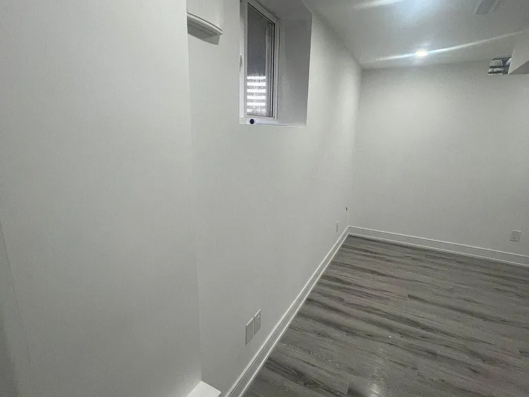 3 Cox Cres #BASEMENT — Photo 9