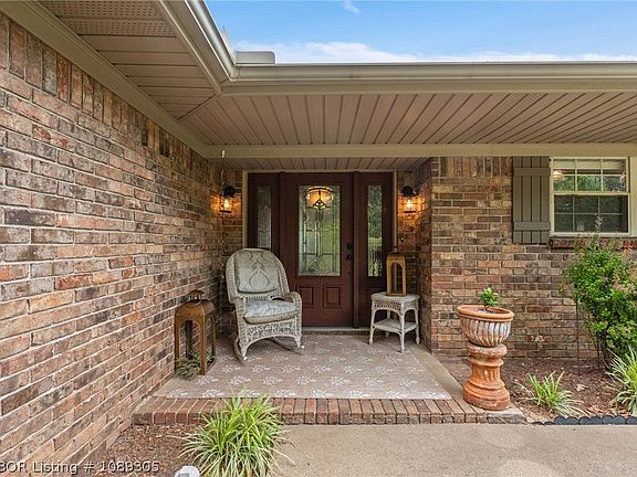4th image of 6308 N Mountain Grove Rd
