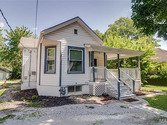 2nd image of 2714 Brown St