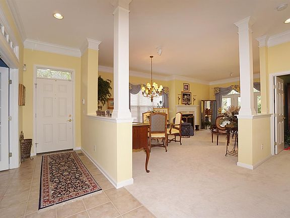 3rd image of 6479 Lantana Dr