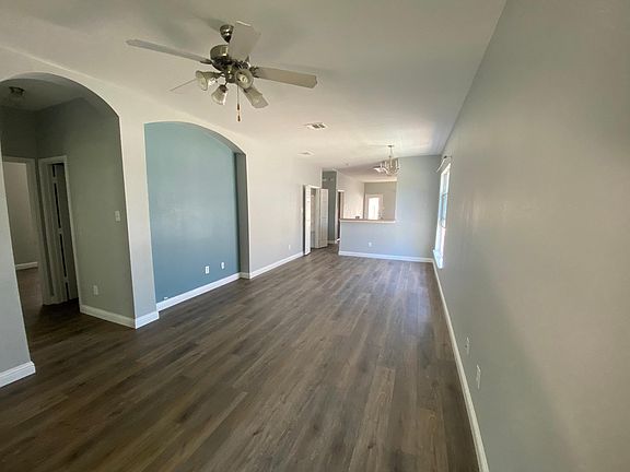 3rd image of 10353 Franklin Dr