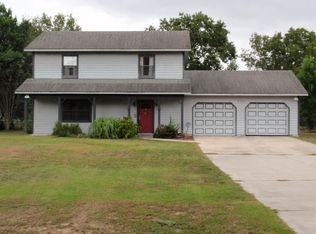 110 Crestwood Dr, Interlachen, FL 32148