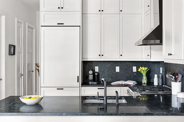 Sold by Compass | media 5