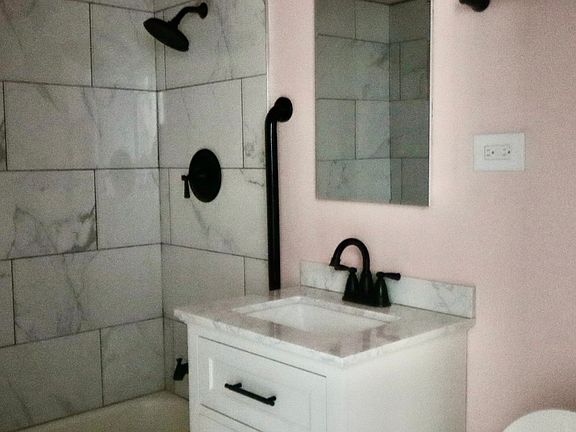 3rd image of 7337 S South Shore Dr APT 708