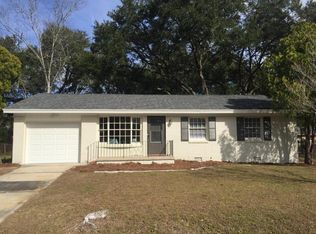 1821 Christian Rd, Charleston, SC 29407