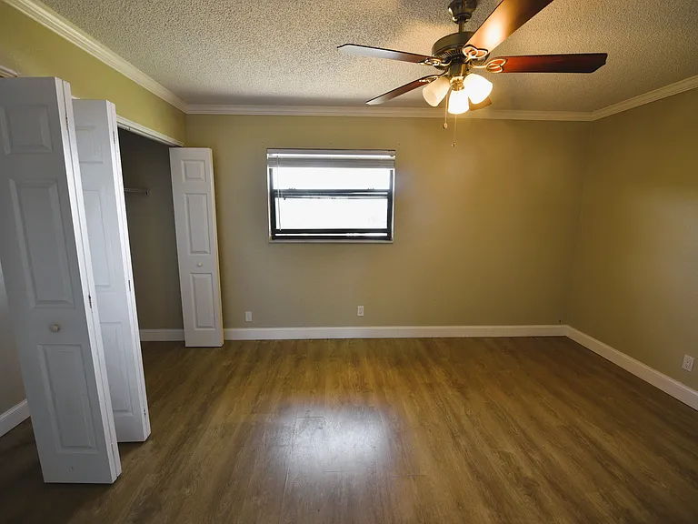 1723 Gulf Rd #303 — Photo 7