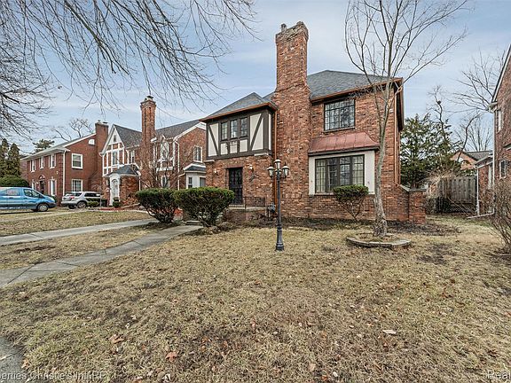 3rd image of 16814 Edinborough Rd