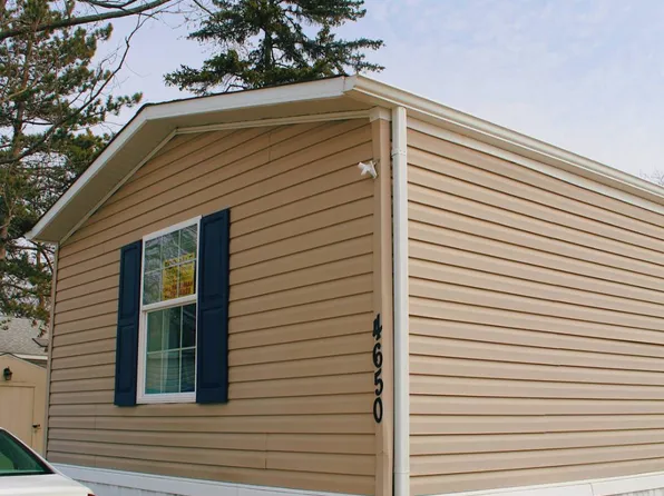 4650 Toronto Ave SW, Wyoming, MI 49519