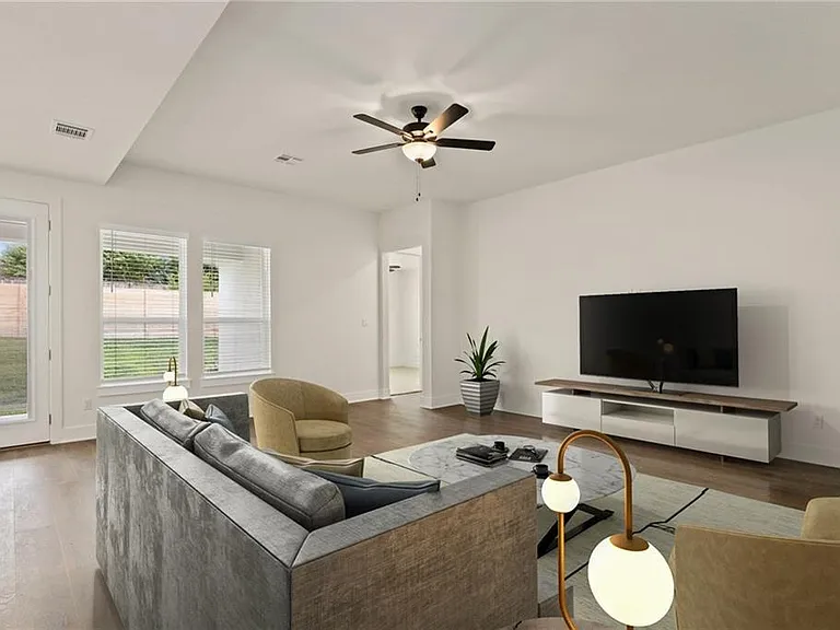 1821 Donetto Dr — Photo 34