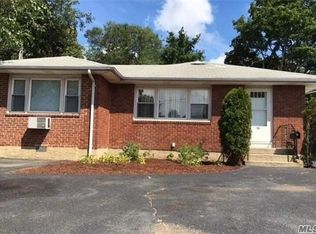 58 Hicksville Rd, Bethpage, NY 11714