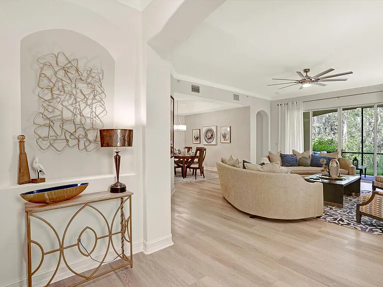 2847 Tiburon Blvd E #101-1 — Photo 5