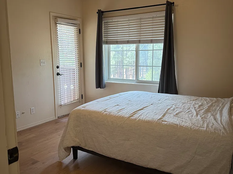 2383 W Silverton Dr — Photo 3