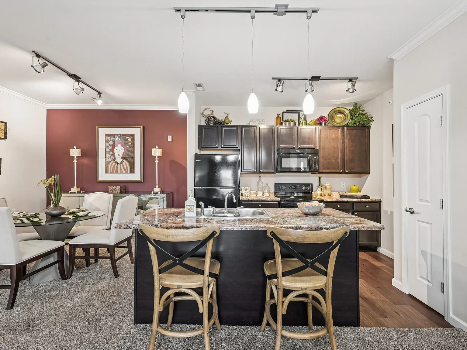 Brinley Place — Photo 1