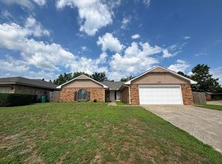 11629 Kings Cir, Oklahoma City, OK 73162