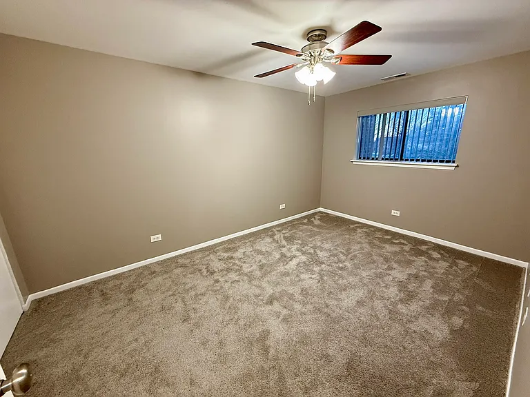 2252 Abbeywood Dr #F — Photo 12