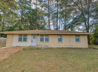 10632 Azalea Dr, Bastrop, LA 71220