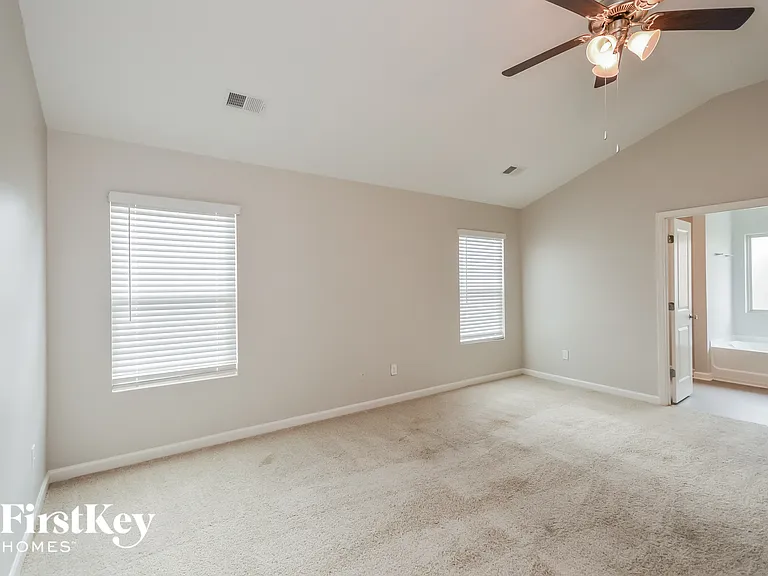 1226 Brookstone Cir — Photo 6