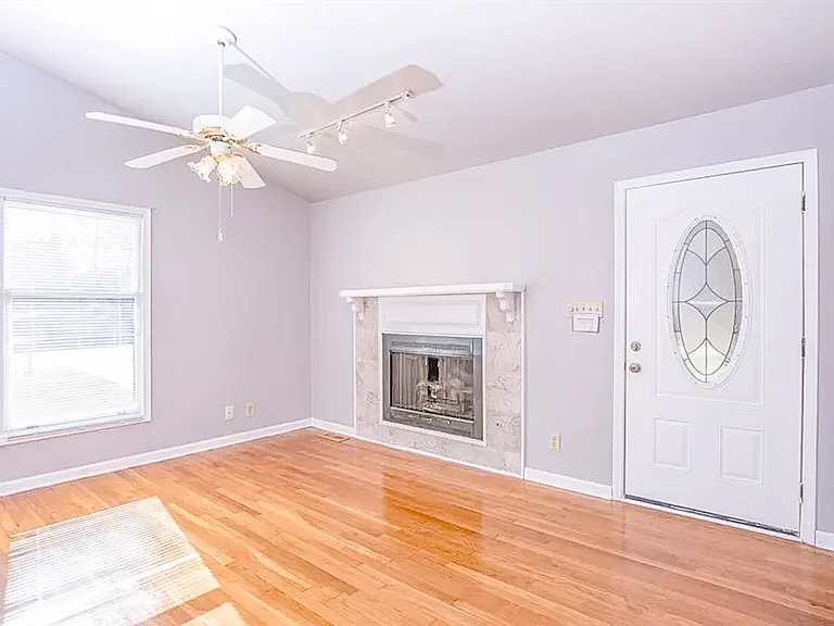 3082 Dove Way — Photo 5