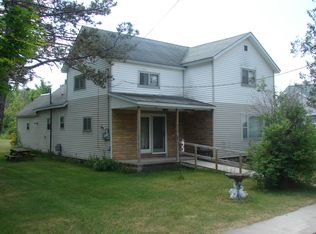 515 W Lincoln Ave, Cheboygan, MI 49721