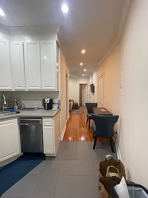 Rented by Susan J. Conaway, LREB | media 29