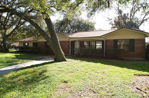 1st image of 506 W Hilda Dr