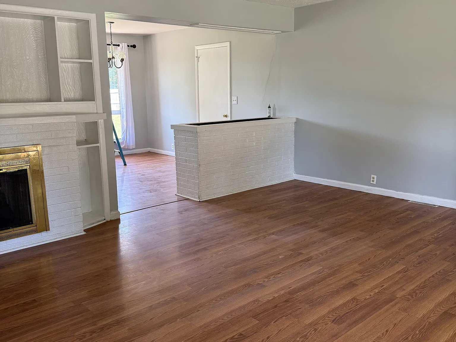3 bed, 1276 sqft, $1,800 — Photo 2