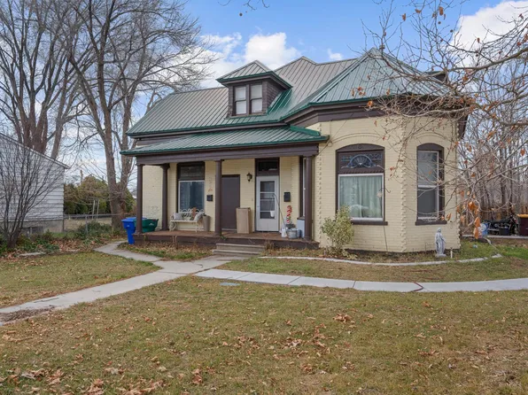 216 S 200th St W #B, Lehi, UT 84043