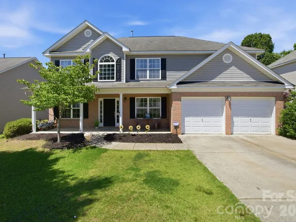 198 Glennallen Rd, Mooresville, NC 28115