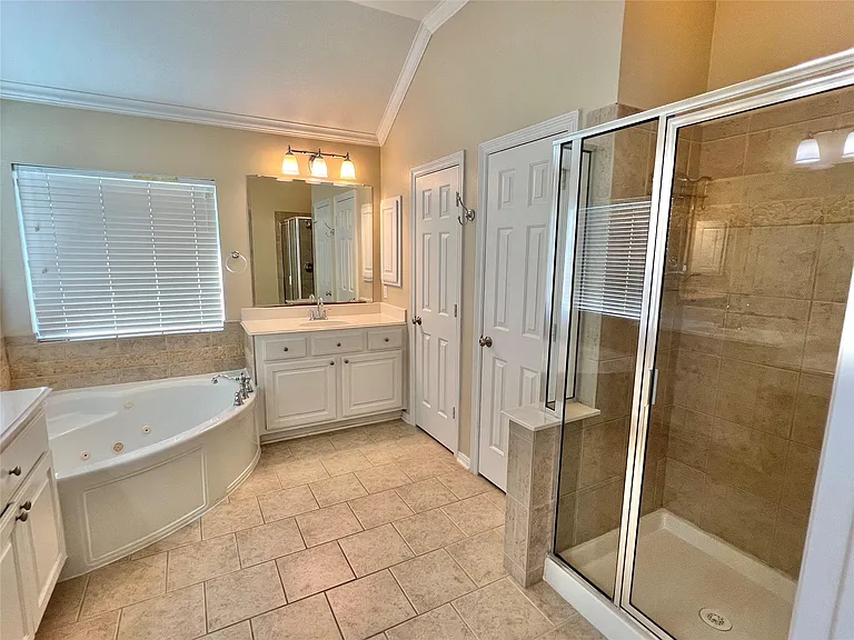 11712 Summer Brook Ct — Photo 11