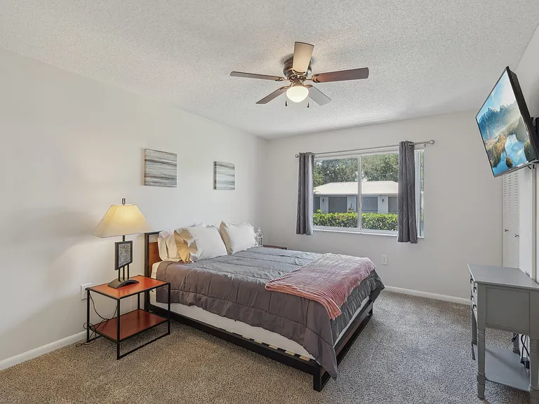 Coquina Cove Apartments — Photo 41