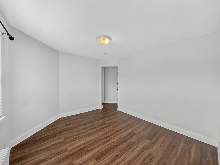 482 Scotland Rd #2 — Photo 5