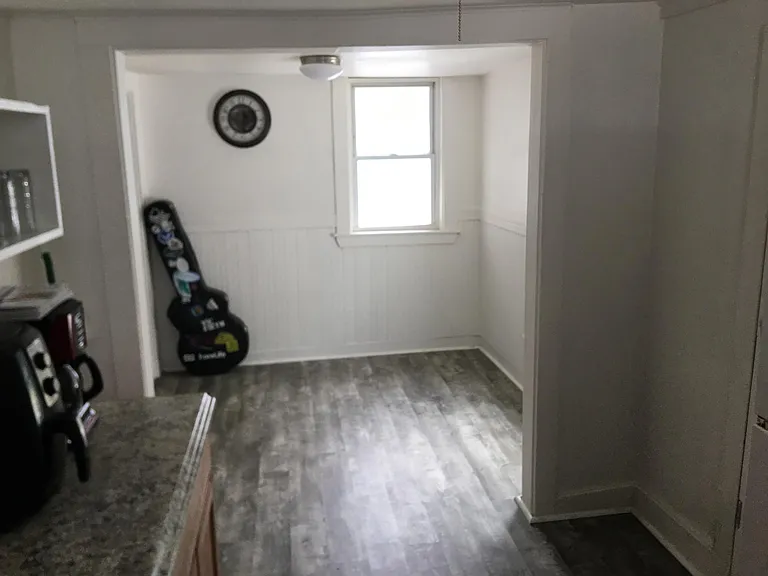15 Maple St #2 — Photo 3