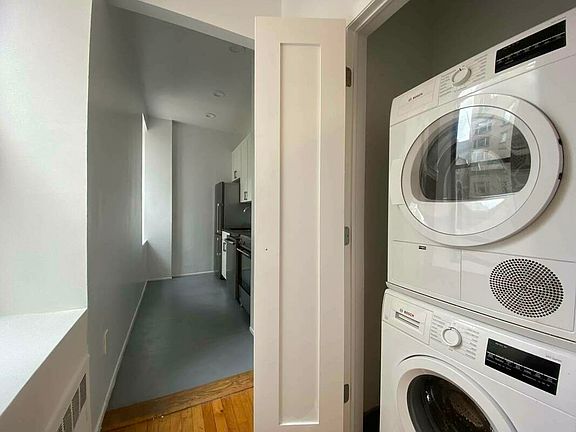 2nd image of 1297 Lexington Ave #8A