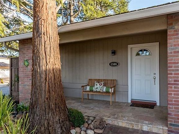 3rd image of 1506 Ilikai Ave