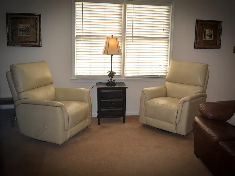 2504 Fair Oak Ct — Photo 8