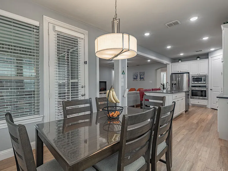 12163 Curry Creek Dr — Photo 18