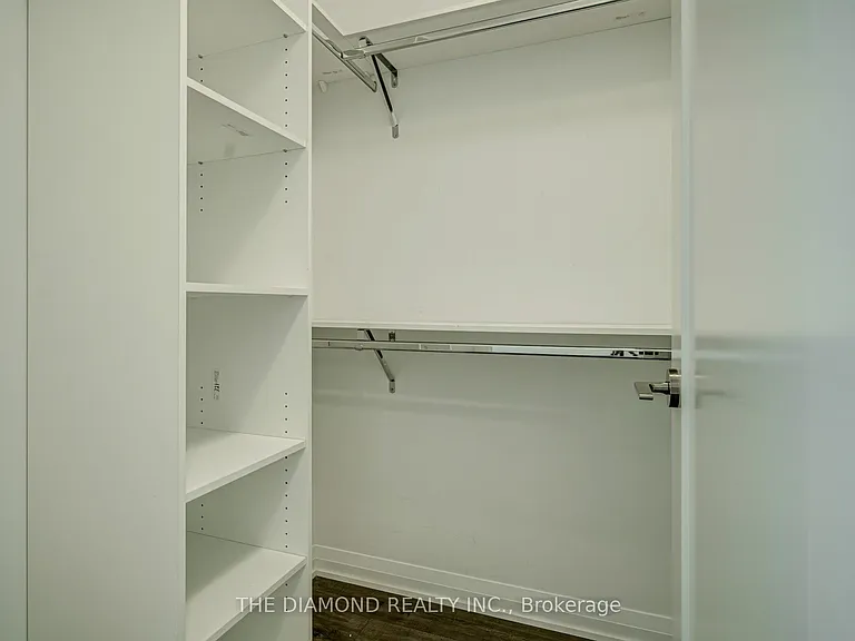 101 Erskine Ave #321 — Photo 12